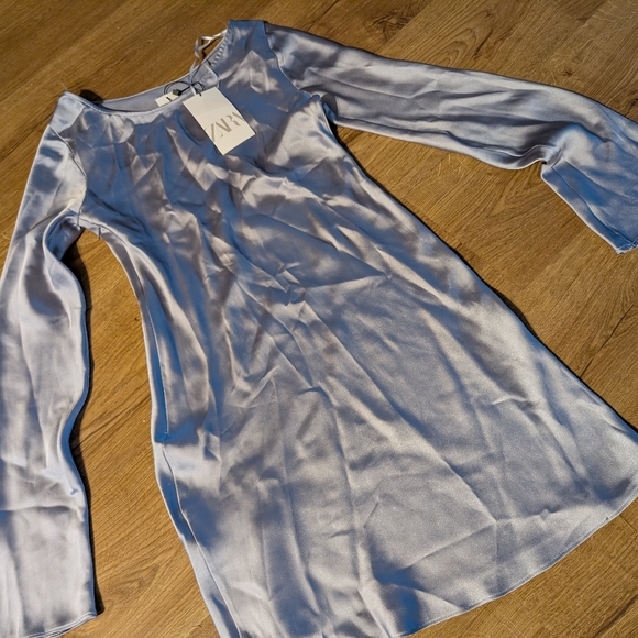 Zara Boat Neck Bodycon‎ Satin Dress - Picture 3 of 3